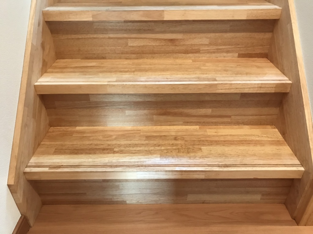 自宅階段汚れ 長野県伊那 諏訪市丨ガーデン ウォールエクステリア丨nccトーヨー住器株式会社